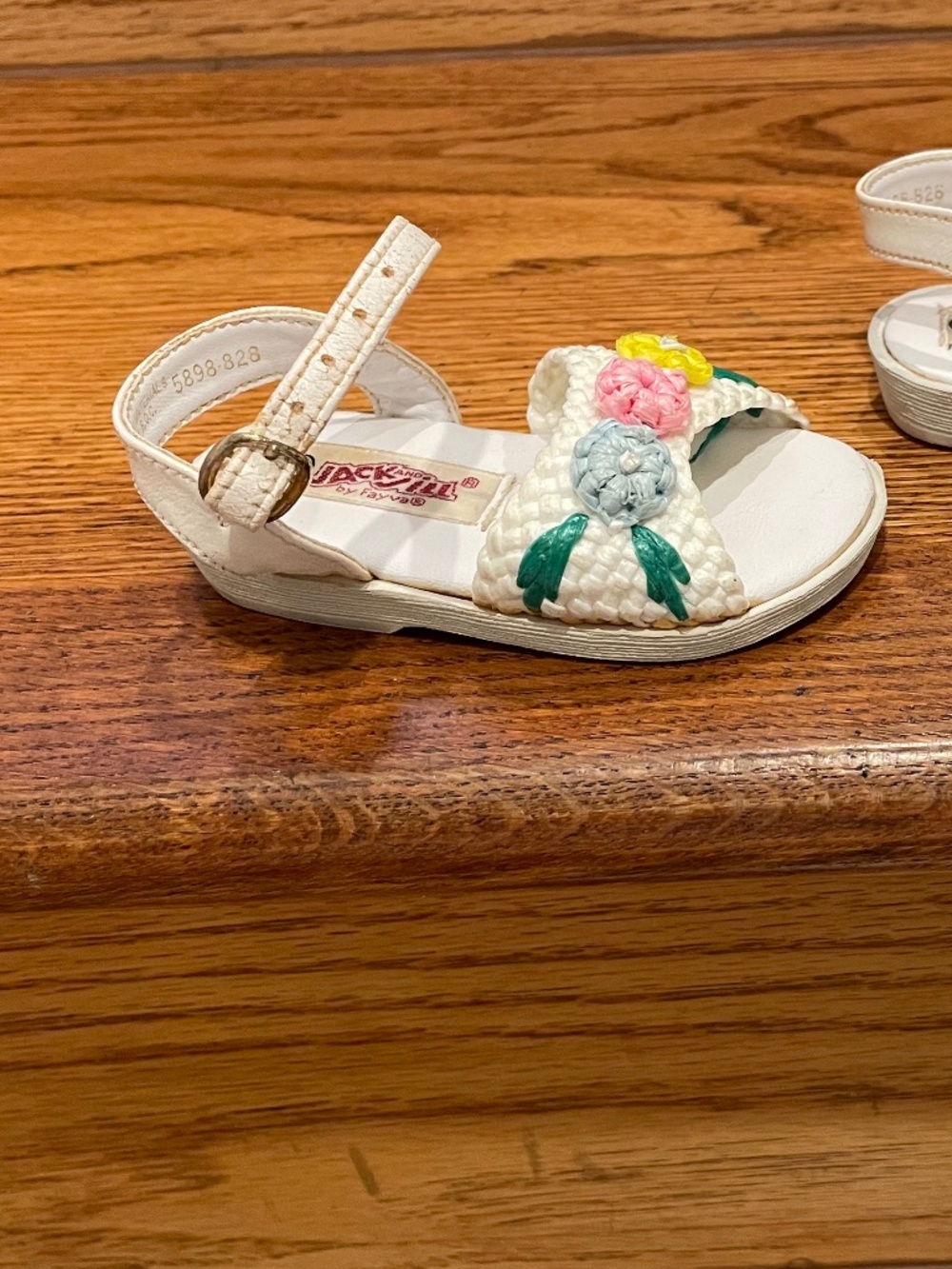 🌸 VTG Jack & Jill by Fayva Straw Flower Sandals Sz 2